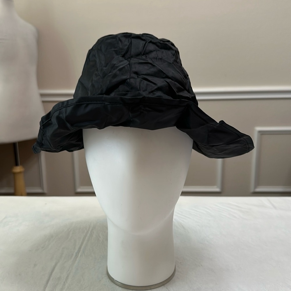 Kiva HIDE-AWAY HAT - black